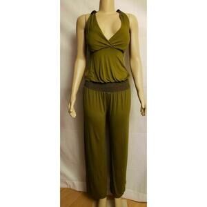 GILLI Women's Green Racerback Viscose/ spandex  Elastic Waist Romper L NWOT #CB2